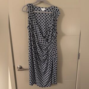 Elegant Navy Patterned Dress